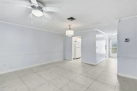 5725 Fernley Drive E West Palm Beach FL 33415