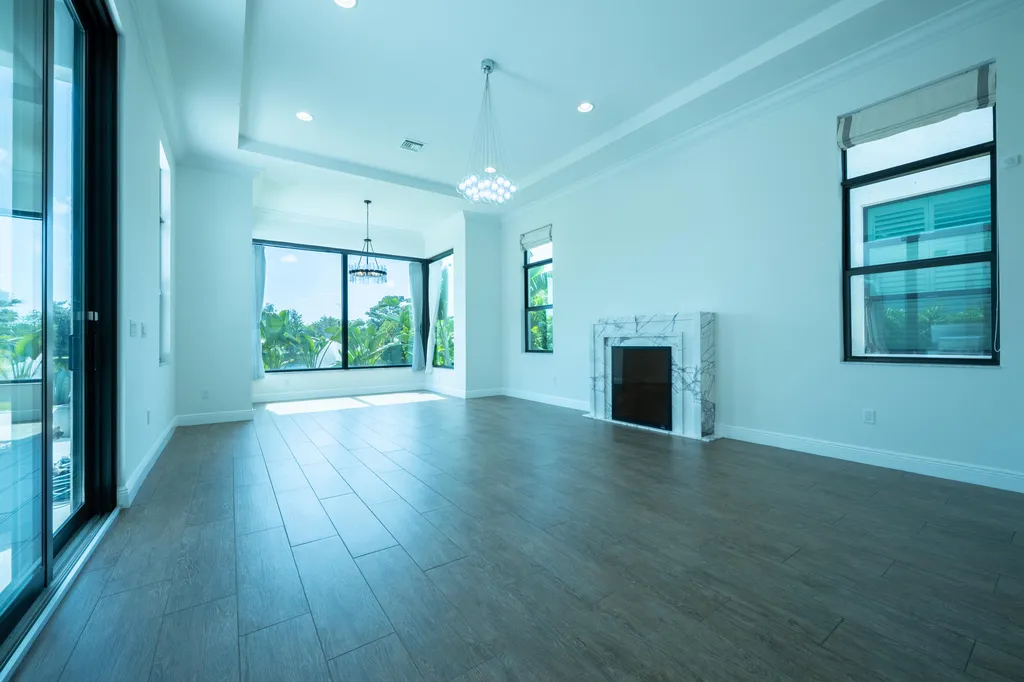 13026 Artisan Circle Palm Beach Gardens FL 33418