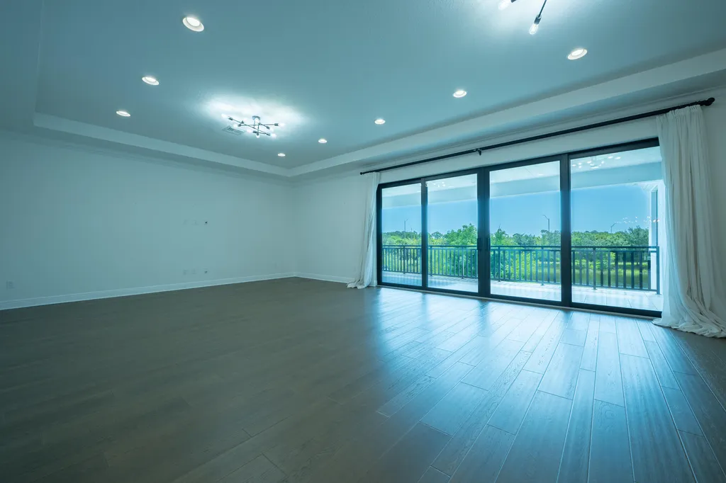 13026 Artisan Circle Palm Beach Gardens FL 33418