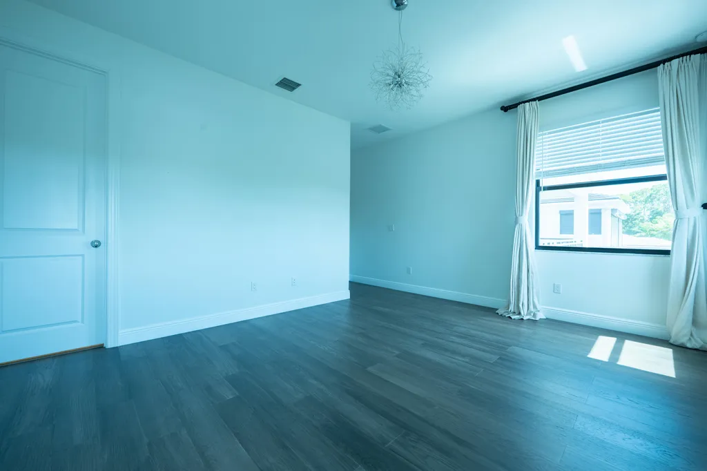 13026 Artisan Circle Palm Beach Gardens FL 33418