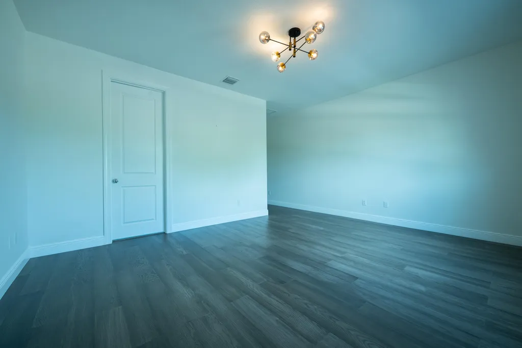 13026 Artisan Circle Palm Beach Gardens FL 33418