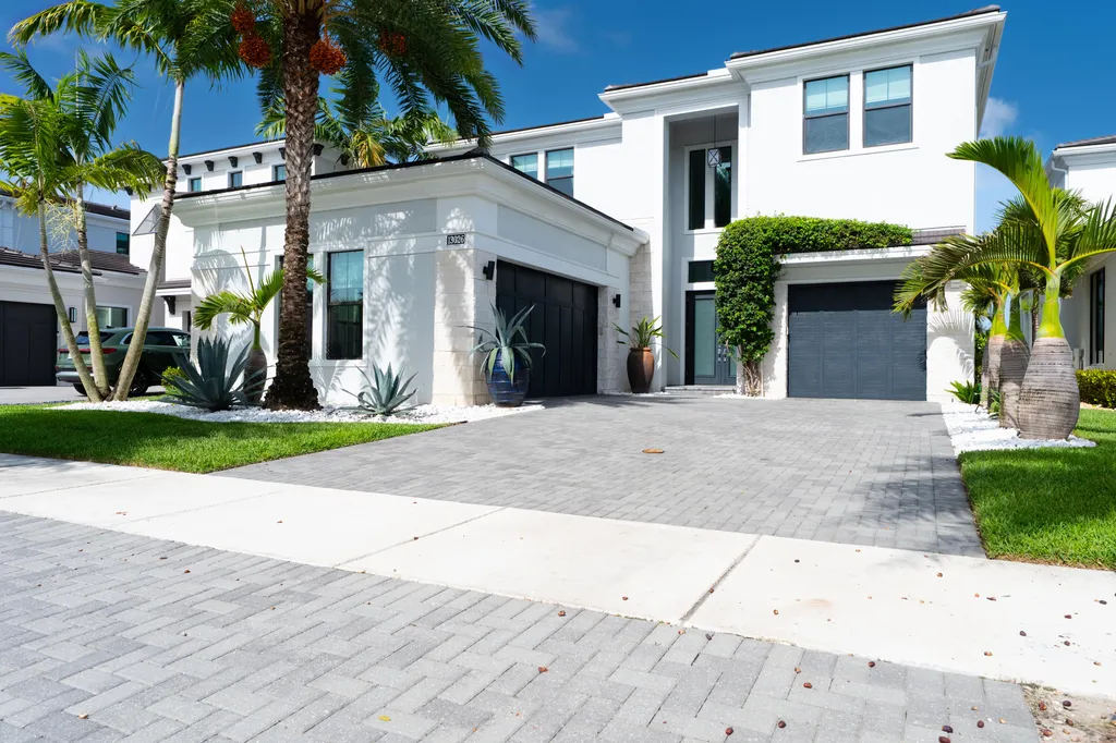 13026 Artisan Circle Palm Beach Gardens FL 33418