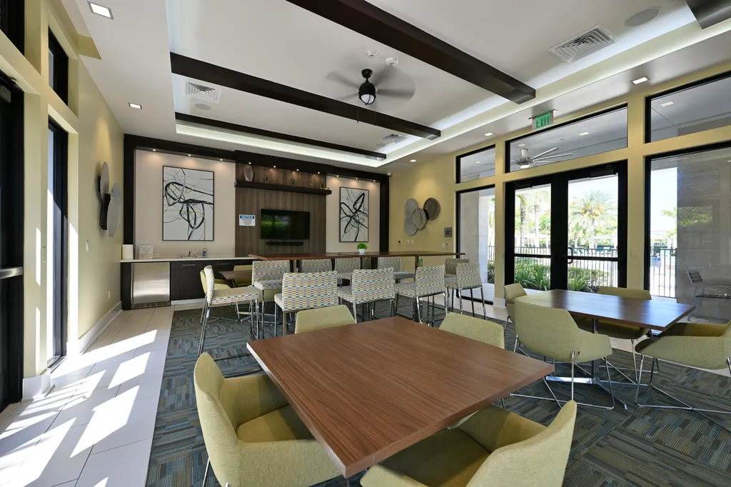13026 Artisan Circle Palm Beach Gardens FL 33418