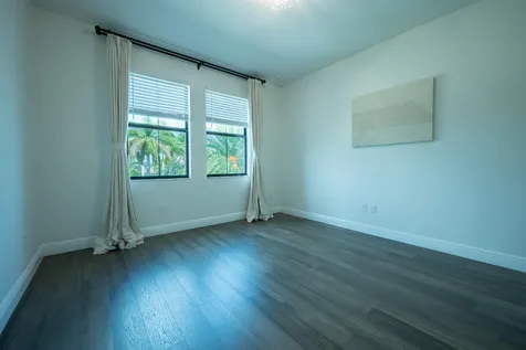 13026 Artisan Circle Palm Beach Gardens FL 33418