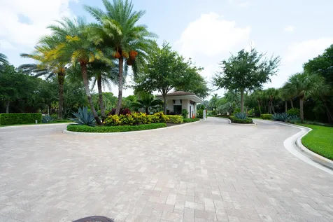 13026 Artisan Circle Palm Beach Gardens FL 33418