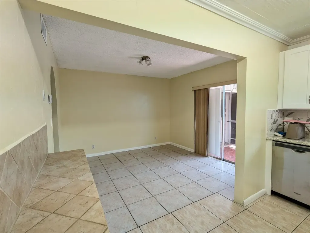 6606 SW 41st Street Davie FL 33314