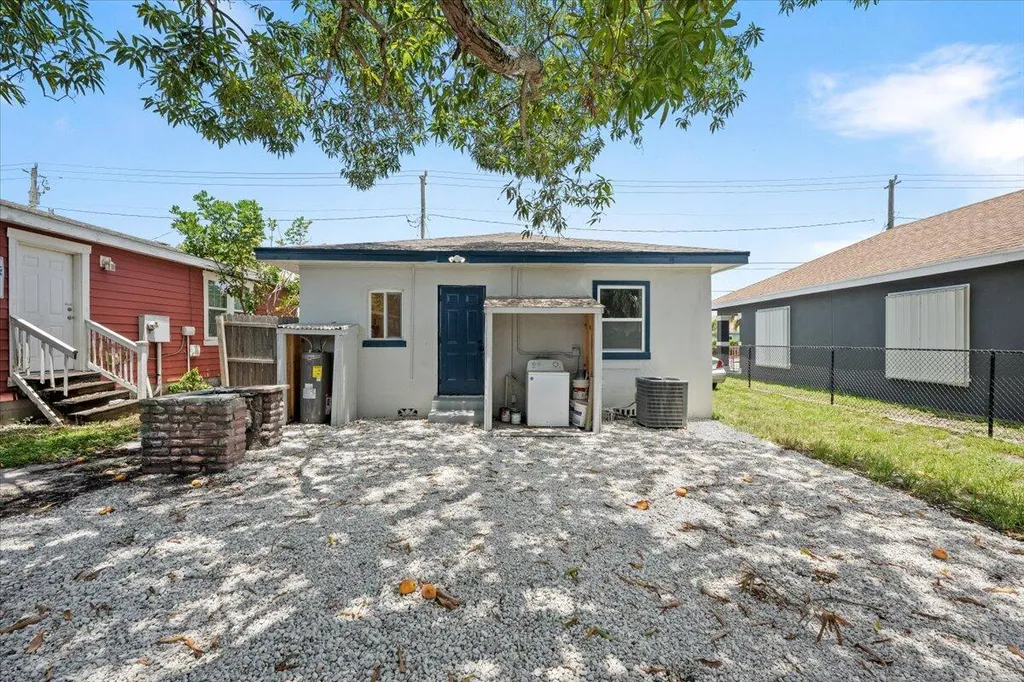 1030 22nd Street West Palm Beach FL 33407
