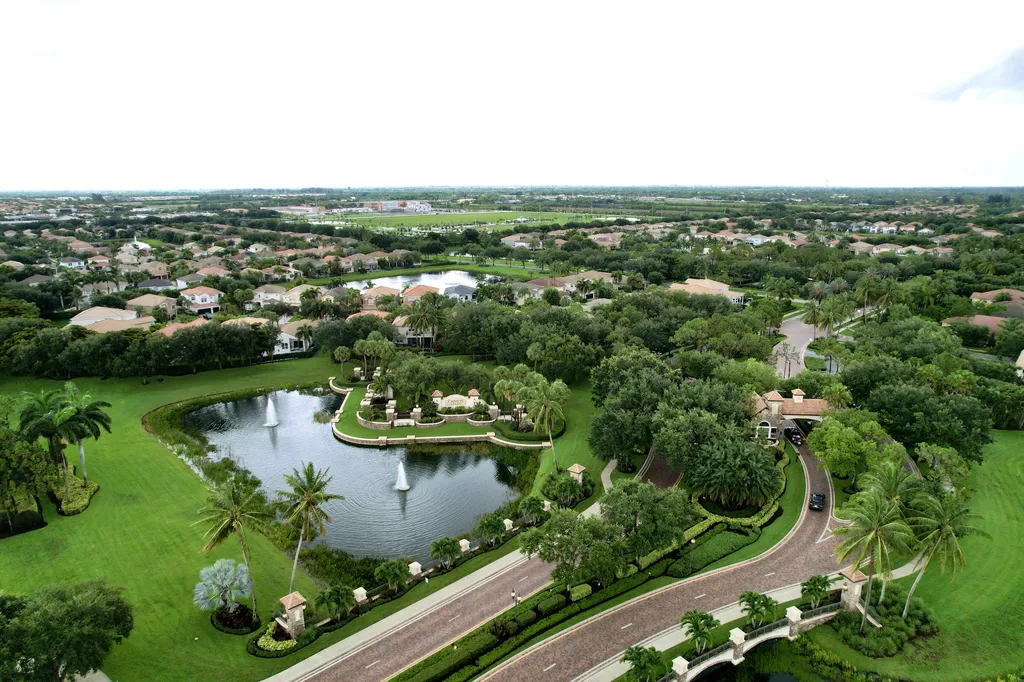 8902 Kettle Drum Terrace Boynton Beach FL 33473