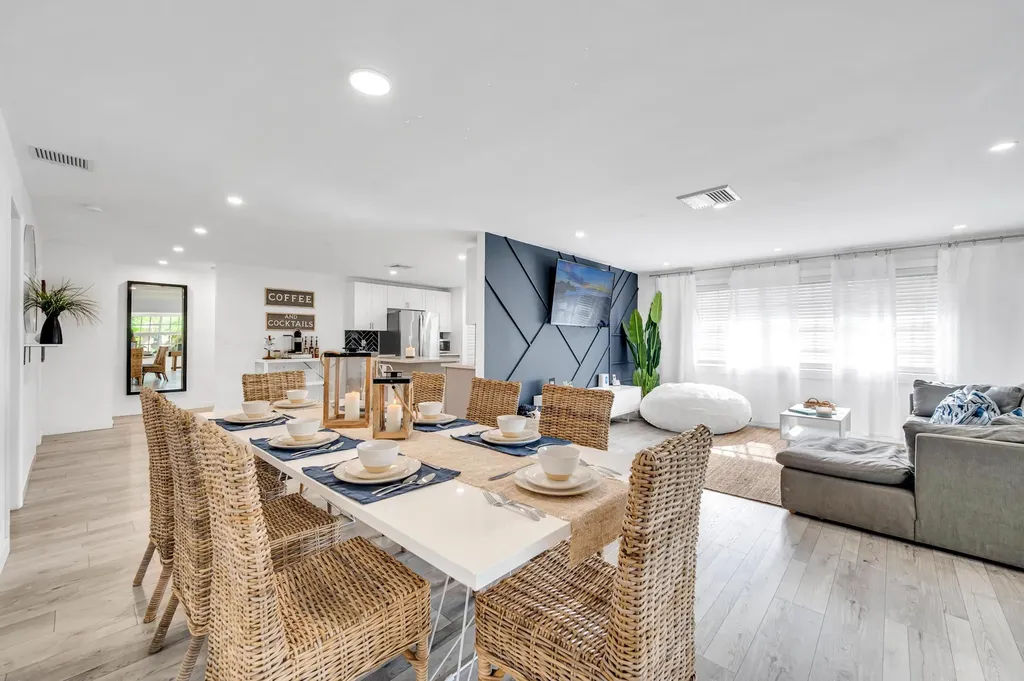 1004 SW 19th Street Fort Lauderdale FL 33315