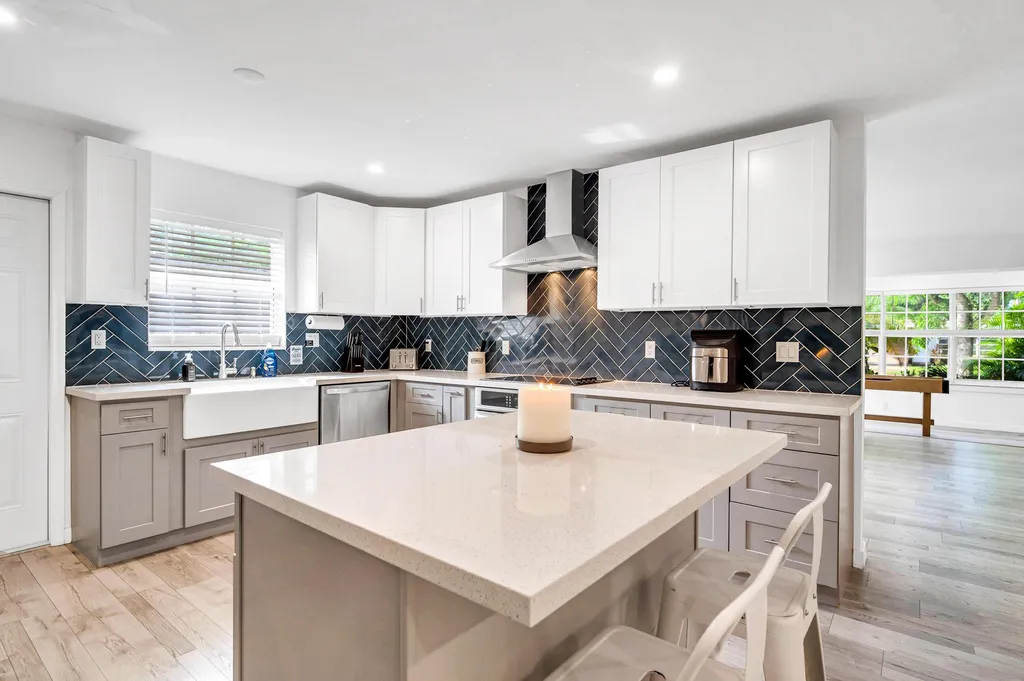 1004 SW 19th Street Fort Lauderdale FL 33315