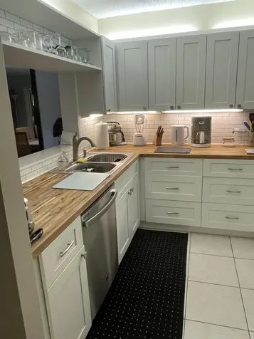 10187 Mangrove Drive Boynton Beach FL 33437