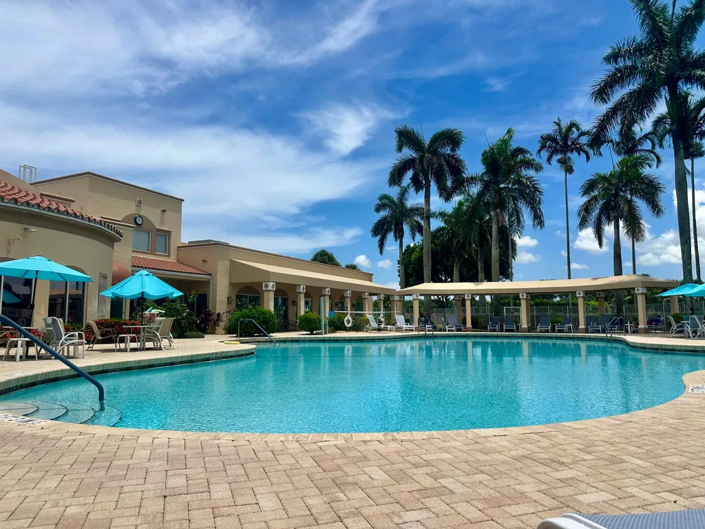 12418 Crystal Pointe Drive Boynton Beach FL 33437