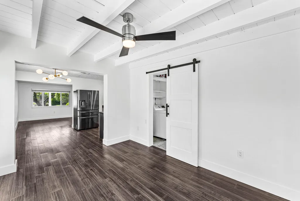 2105 N Federal Highway Lake Worth Beach FL 33460