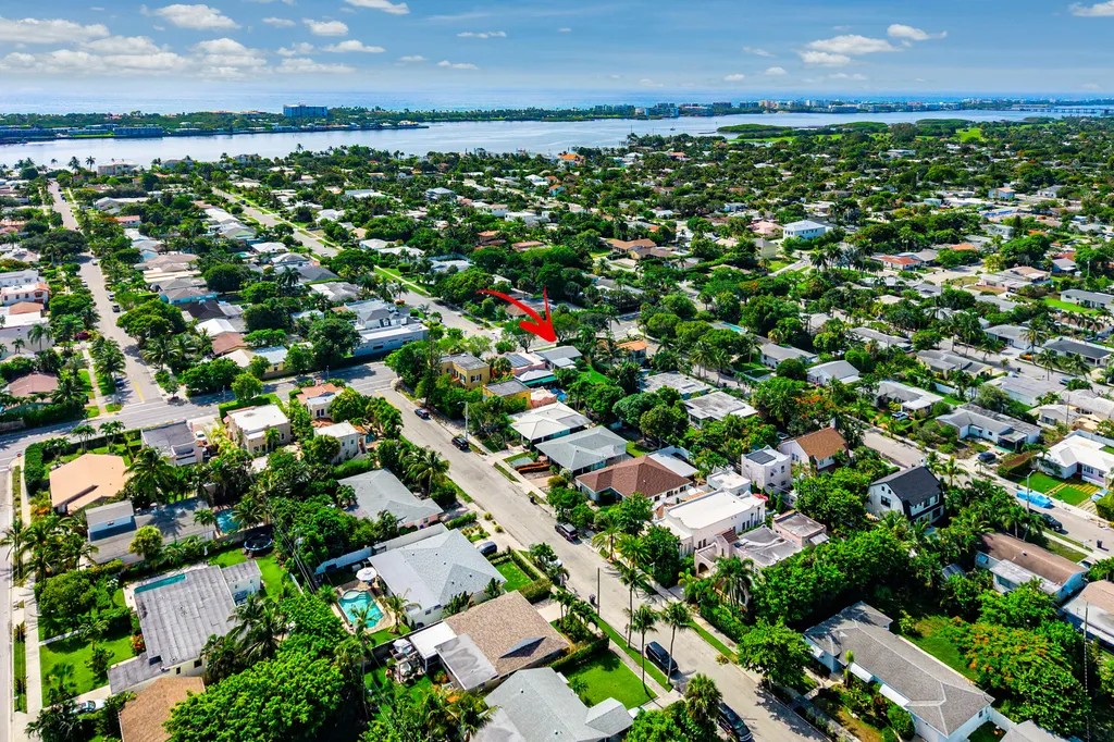 2105 N Federal Highway Lake Worth Beach FL 33460