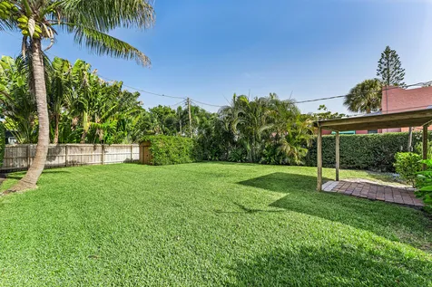 2105 N Federal Highway Lake Worth Beach FL 33460