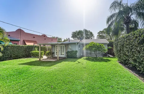 2105 N Federal Highway Lake Worth Beach FL 33460