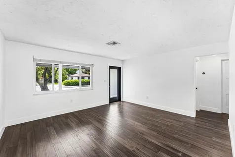 2105 N Federal Highway Lake Worth Beach FL 33460