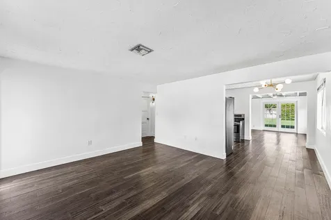 2105 N Federal Highway Lake Worth Beach FL 33460
