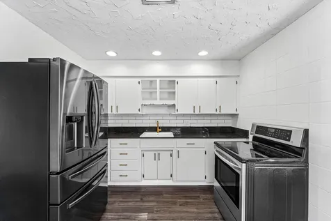 2105 N Federal Highway Lake Worth Beach FL 33460