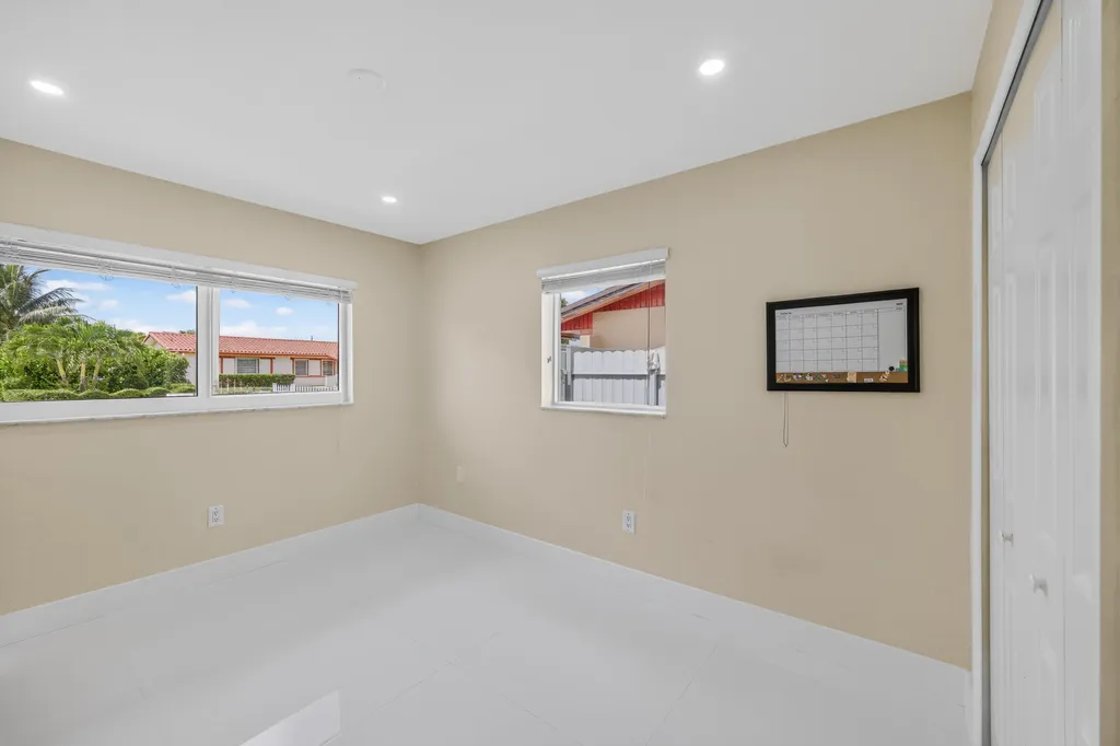 10363 SW 6th Street Sweetwater FL 33174