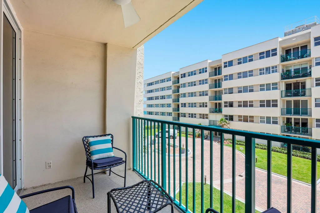 1239 Hillsboro Mile Hillsboro Beach FL 33062