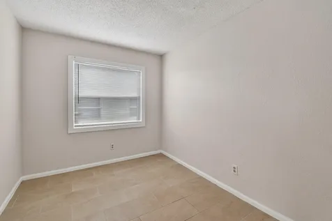 1618 W 26th Court Riviera Beach FL 33404