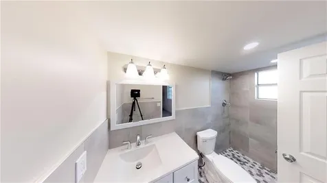 101 SE 3rd Avenue Dania Beach FL 33004