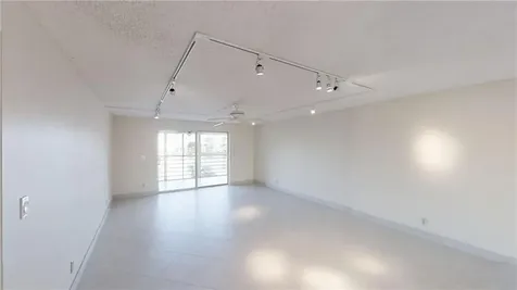 101 SE 3rd Avenue Dania Beach FL 33004