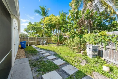 139 Prospect Road Lantana FL 33462