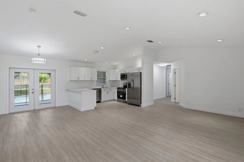 6900 2nd Street Jupiter FL 33458