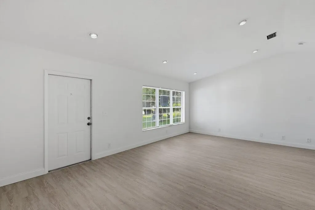 6900 2nd Street Jupiter FL 33458