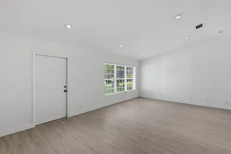 6900 2nd Street Jupiter FL 33458