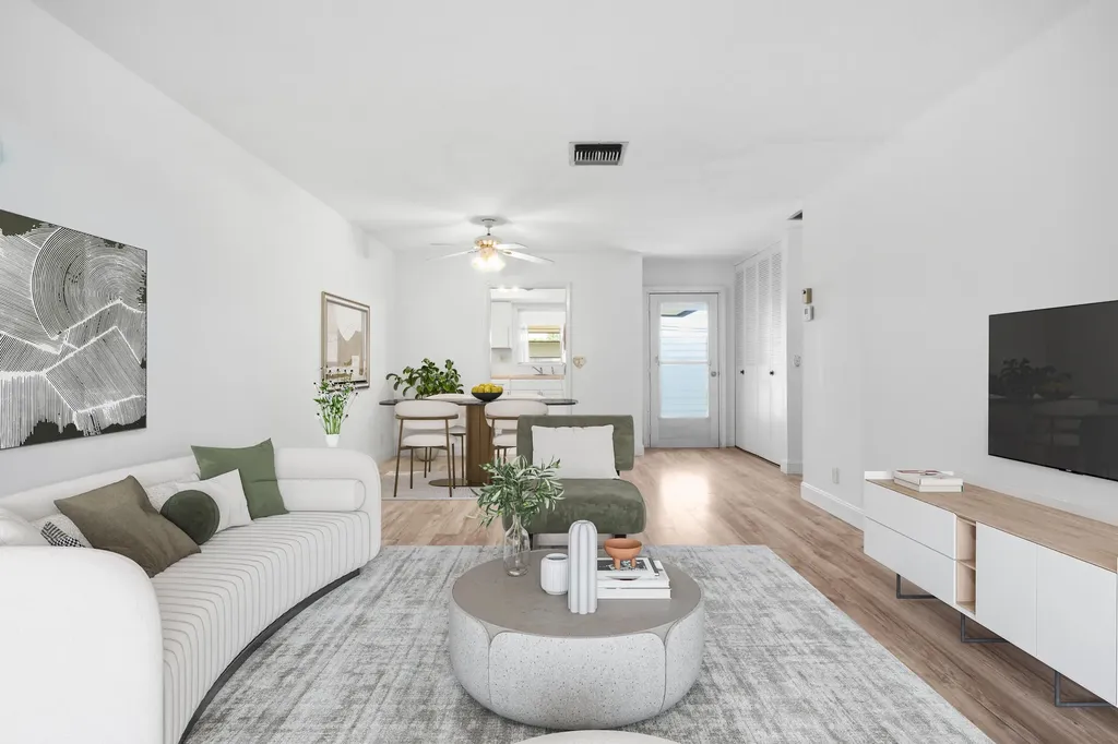 2915 Crosley Drive W West Palm Beach FL 33415