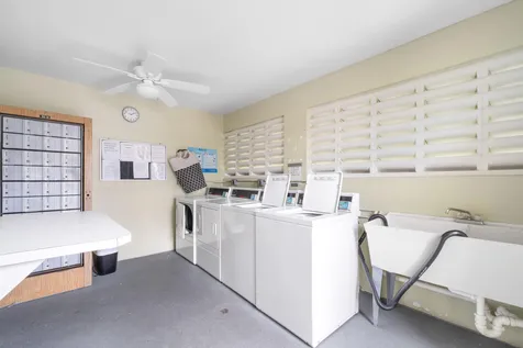 2915 Crosley Drive W West Palm Beach FL 33415