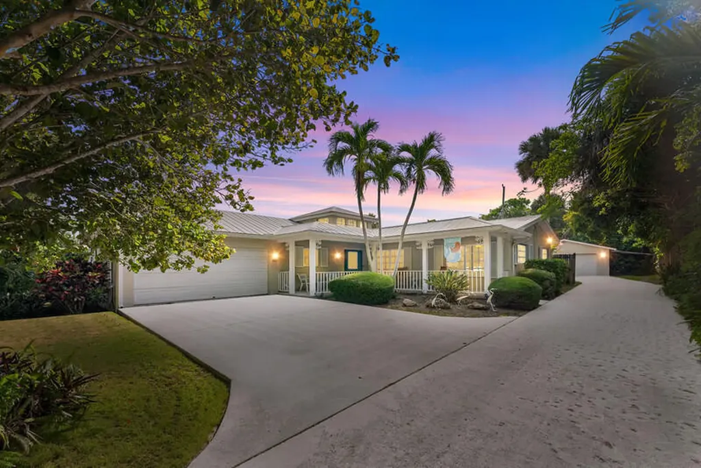 414 S Atlantic Drive Lantana FL 33462