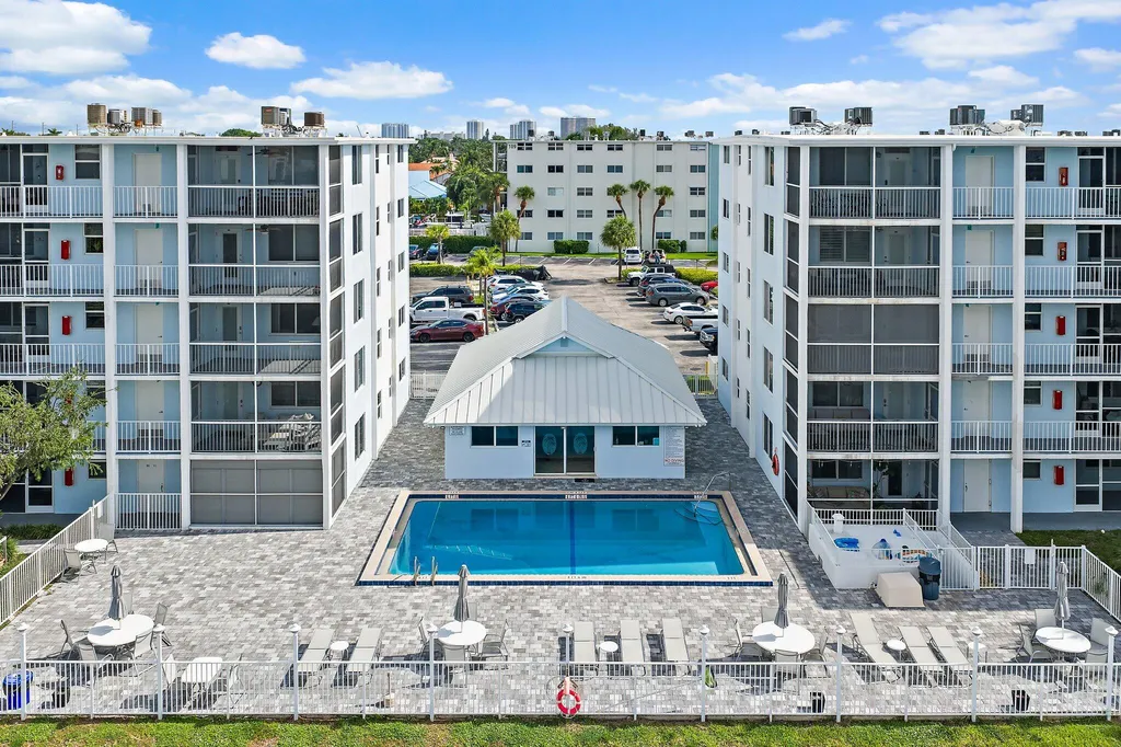108 Paradise Harbour Boulevard North Palm Beach FL 33408