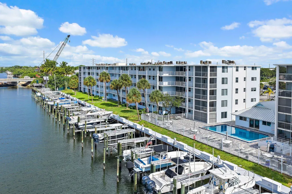 108 Paradise Harbour Boulevard North Palm Beach FL 33408