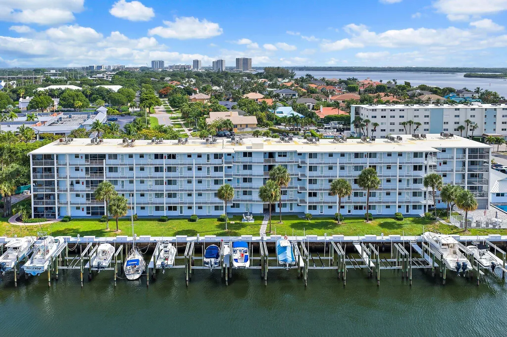108 Paradise Harbour Boulevard North Palm Beach FL 33408