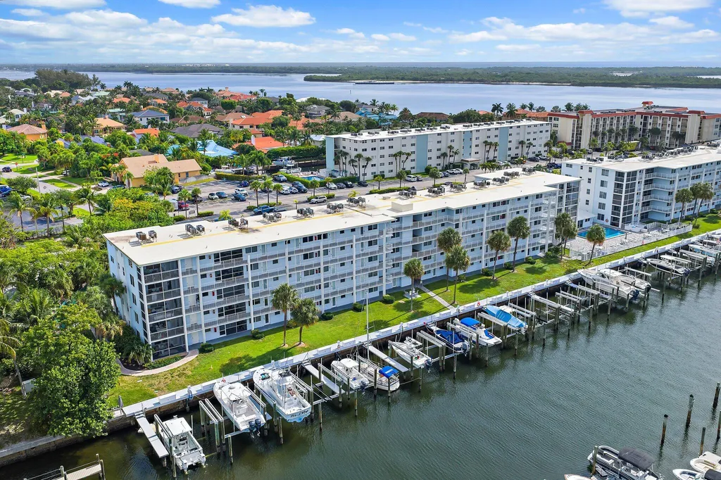 108 Paradise Harbour Boulevard North Palm Beach FL 33408