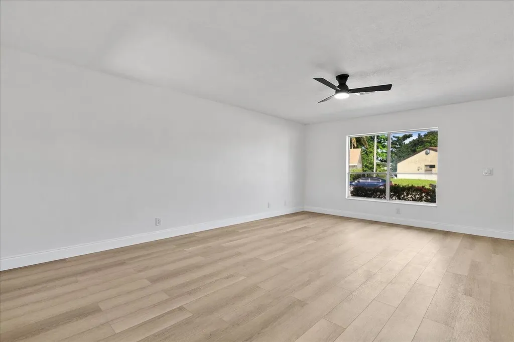 7406 Willow Spring Circle N Boynton Beach FL 33436