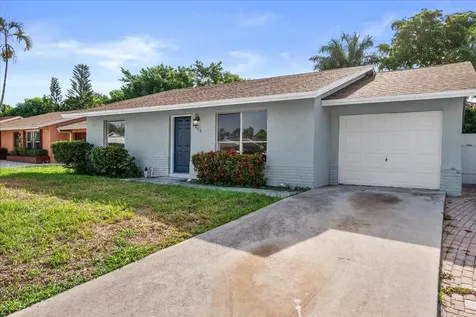 7406 Willow Spring Circle N Boynton Beach FL 33436