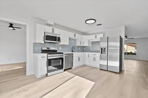 7406 Willow Spring Circle N Boynton Beach FL 33436