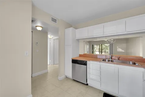 2518 NW 89th Drive Coral Springs FL 33065