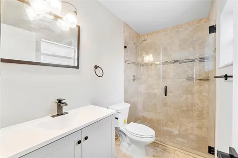 3843 NW 81st Terrace Coral Springs FL 33065