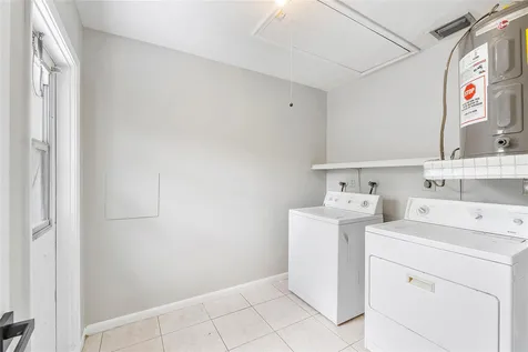 3843 NW 81st Terrace Coral Springs FL 33065