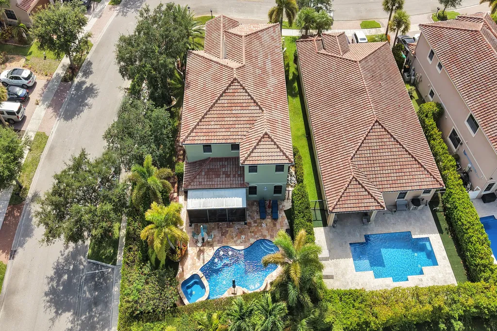 7276 NW 112th Way Parkland FL 33076