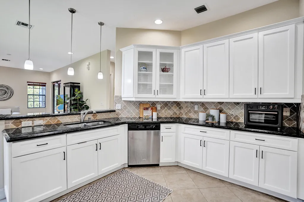 7276 NW 112th Way Parkland FL 33076