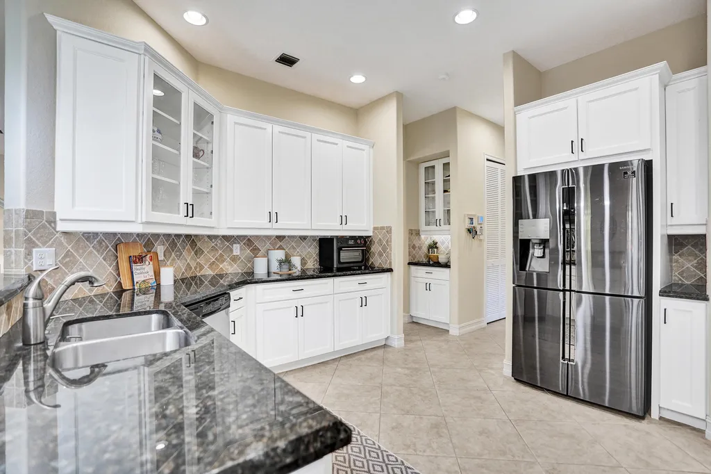 7276 NW 112th Way Parkland FL 33076