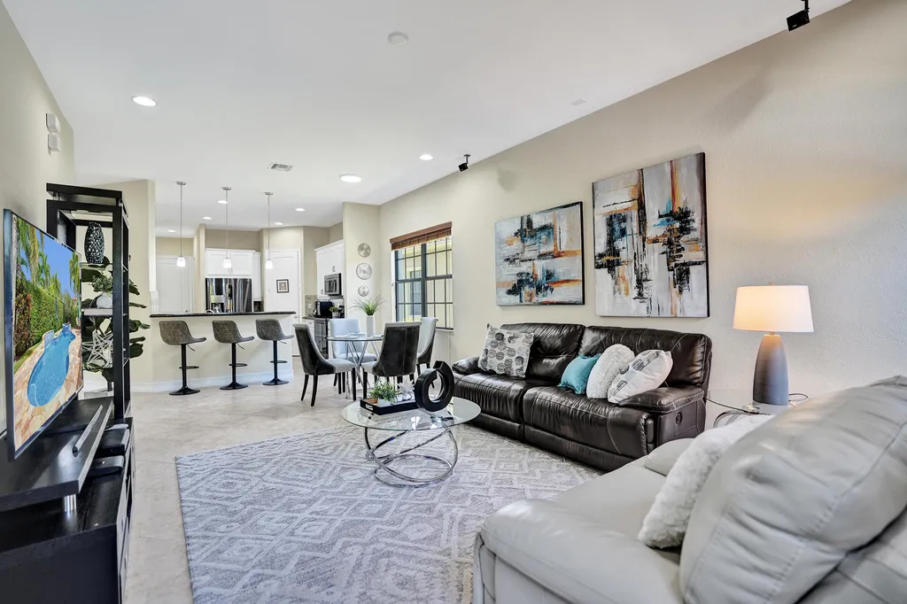 7276 NW 112th Way Parkland FL 33076