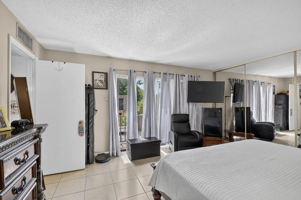 1610 Forest Lakes Circle West Palm Beach FL 33406